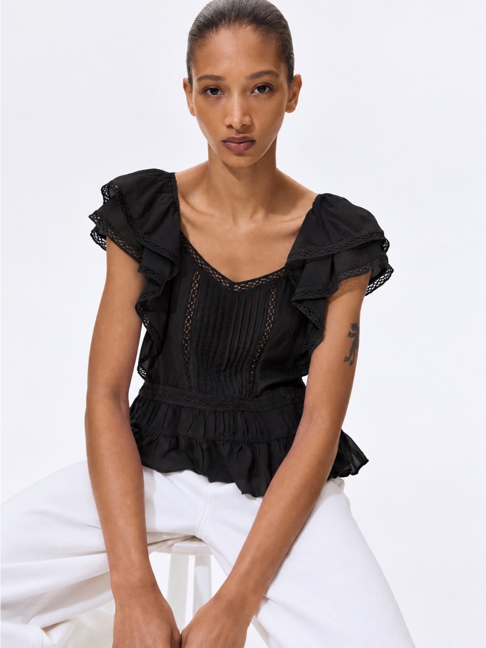 H&M Black Ruffle Lace-Trim Tank Top